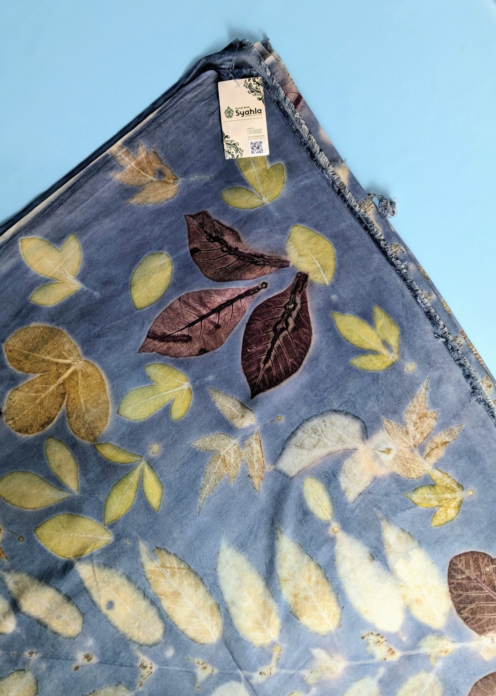 Kain Ecoprint Langit Legundi – Warna Indigo & Strobilantes | Rumah Batik Syahla